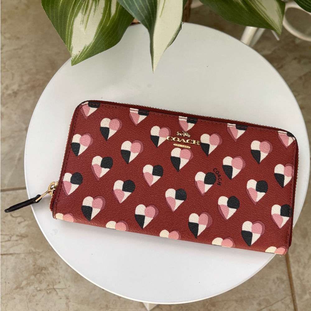 Coach Heart Print Accordion Wallet